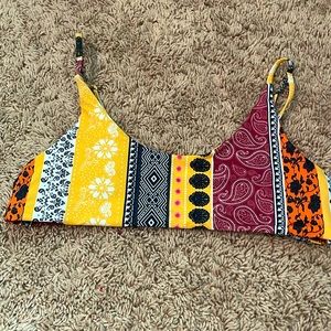 reversible! never worn bikini. super cute
